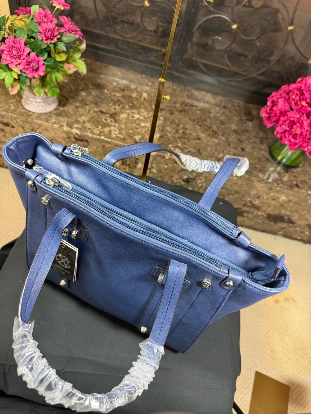 Christian Lacroix Blue Leather Tote with Logo Tag - Picture 4 of 10
